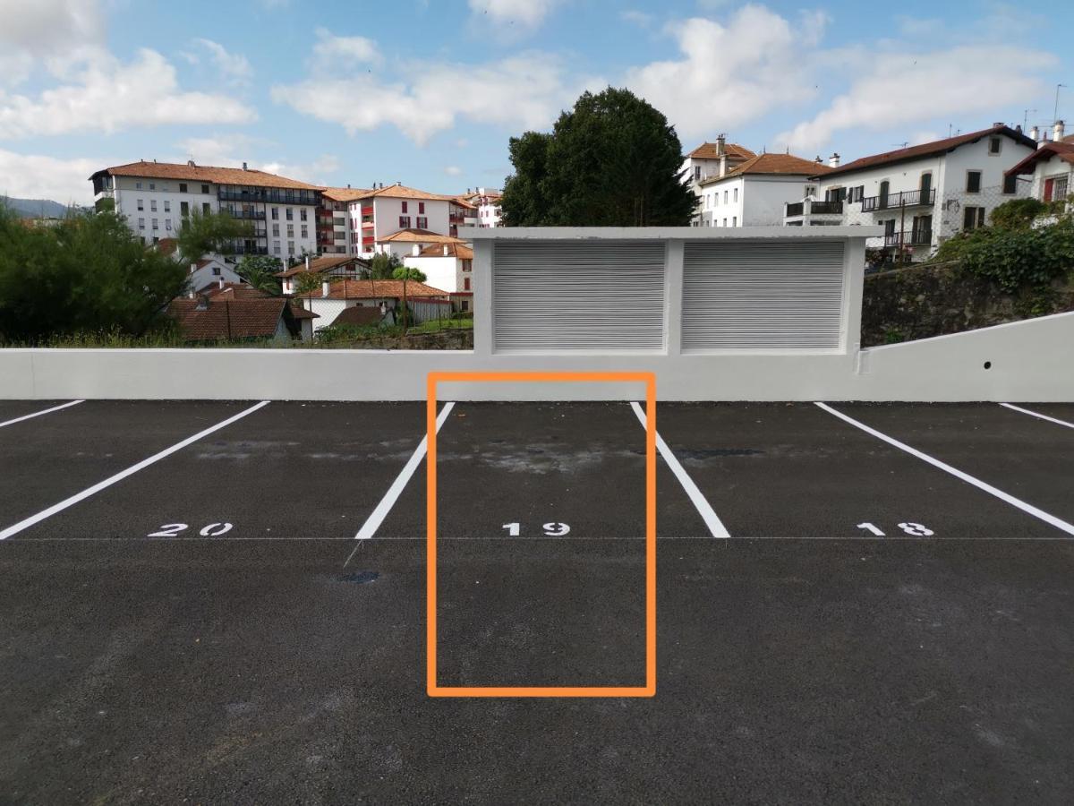 Goxoa - Appartement Au Calme, Centre Ville, Parking - Wifi アンダイエ エクステリア 写真